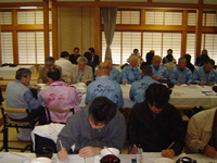 東北街道会議で「まぐろ漬丼」試食会